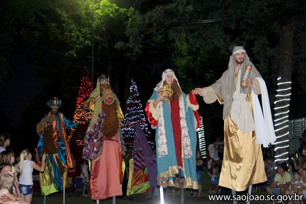 Encenação do presépio em Pernas de Pau