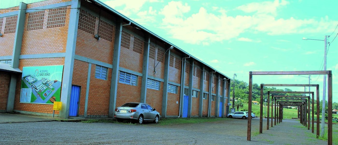 A Administração de São João do Oeste projeta a construção de uma Quadra Poliesportiva Coberta, ao lado do Ginásio Valmei Ertel