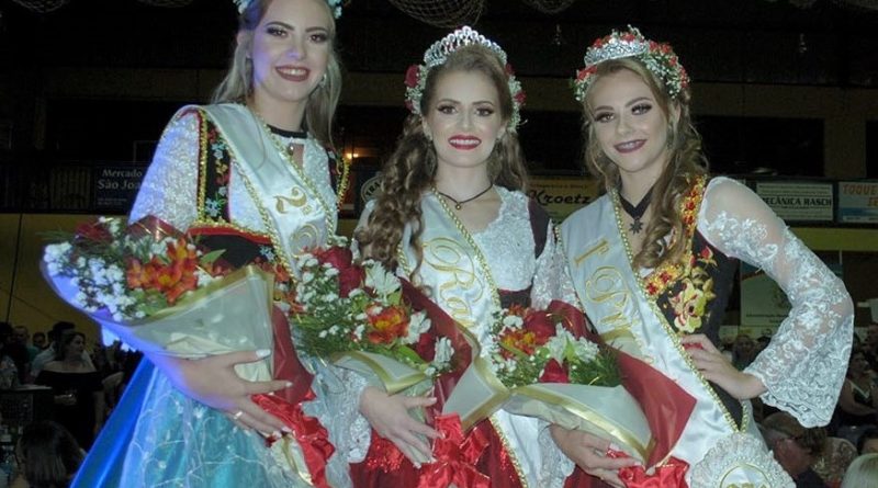 2ª Princesa Bruna Rother Soethe, Rainha Maiara Stuelp e 1ª Princesa Tatiele Mara Schneider